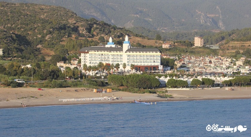 دورنمای زیبایی از هتل